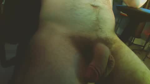 Snapshot of hockeybrad92 chatting on March 2025 10:59:02 AM Hairy Hockey Player 92 online show from March 2025 10:59:02 AM