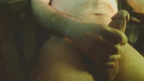 Snapshot of hockeybrad92 chatting on March 2025 10:40:02 AM Hairy Hockey Player 92 online show from March 2025 10:40:02 AM