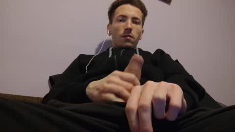 Hocthus -  online show from January 2025 05:15:01 PM