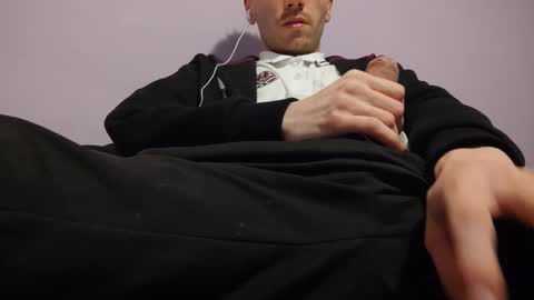 Hocthus -  online show from February 2025 02:53:02 PM