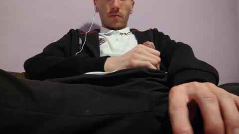 Hocthus -  online show from February 2025 12:48:01 AM