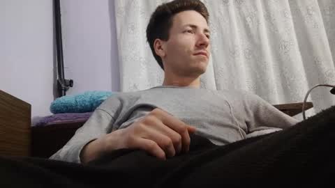 Hocthus -  online show from February 2025 09:27:02 PM