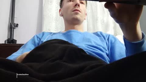 Hocthus -  online show from March 2025 09:32:02 PM