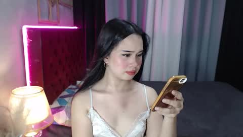 Snapshot of hoelymolly chatting on October 2025 07:40:01 AM hoelymolly online show from October 2025 07:40:01 AM