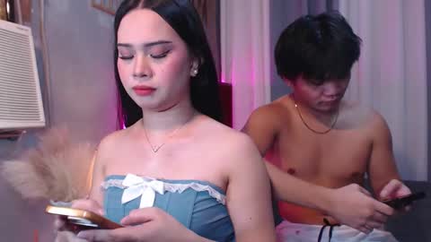 Snapshot of hoelymolly chatting on November 2025 06:52:01 AM hoelymolly online show from November 2025 06:52:01 AM