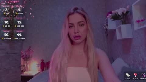 holly_molly8 online show from October 2025 02:43:02 AM