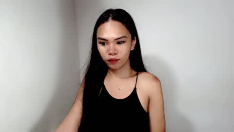 hollyhalo online show from November 2025 05:56:01 PM