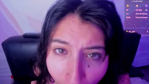 Holly online show from September 2025 04:18:01 PM