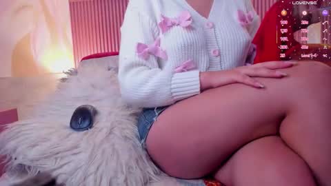 Holly online show from September 2025 11:33:02 AM