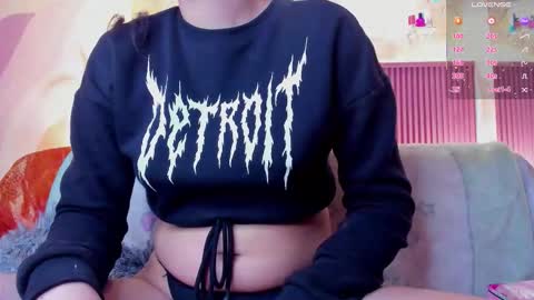 Holly online show from September 2025 11:46:02 AM