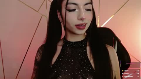 holly online show from March 2025 02:25:01 AM