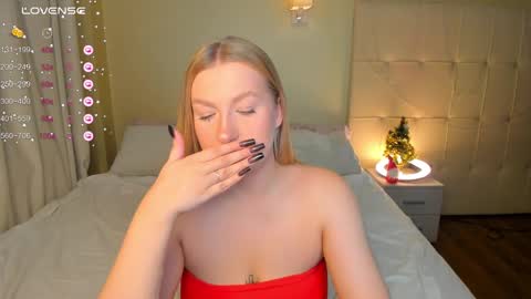 Emma online show from December 2024 01:04:02 AM