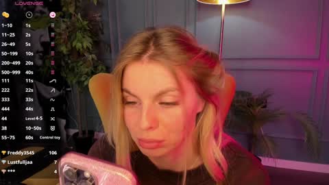 Snapshot of holy_alexa chatting on December 2024 10:10:02 AM Alexa online show from December 2024 10:10:02 AM