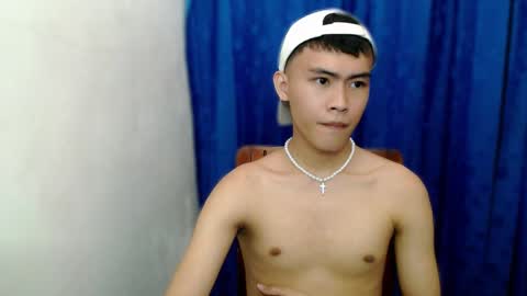 Snapshot of holy_fucker21 chatting on November 2025 10:36:02 AM Jayjay online show from November 2025 10:36:02 AM