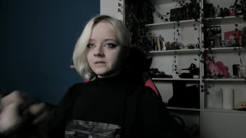 Snapshot of holy_mistresss chatting on November 2025 09:19:02 AM holy_mistresss online show from November 2025 09:19:02 AM