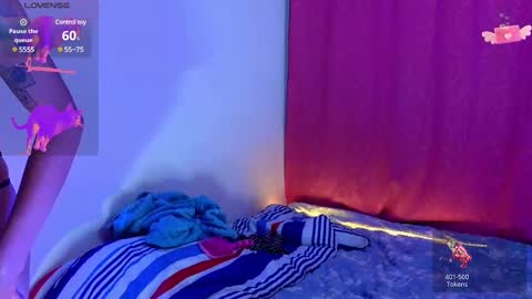      online show from December 2024 09:28:02 AM