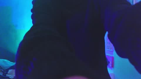      online show from October 2025 10:05:01 PM