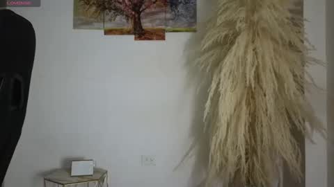 Snapshot of holybeauty_ chatting on October 2025 09:36:01 PM Jam online show from October 2025 09:36:01 PM