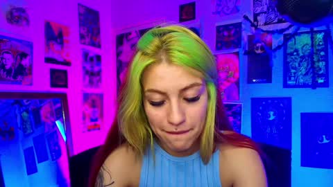 Snapshot of holyeva chatting on December 2024 12:56:01 AM   online show from December 2024 12:56:01 AM