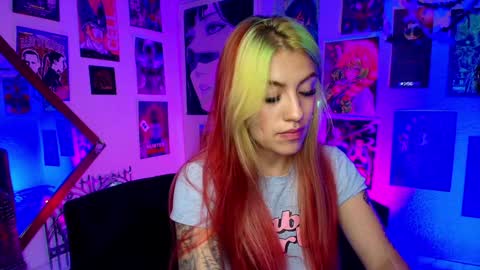 Snapshot of holyeva chatting on December 2024 06:21:02 AM   online show from December 2024 06:21:02 AM