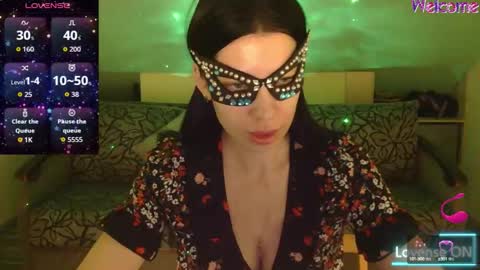 Rina online show from September 2025 12:43:01 AM