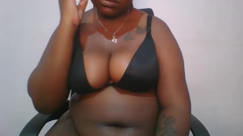 honey_beb online show from September 2025 08:30:01 AM