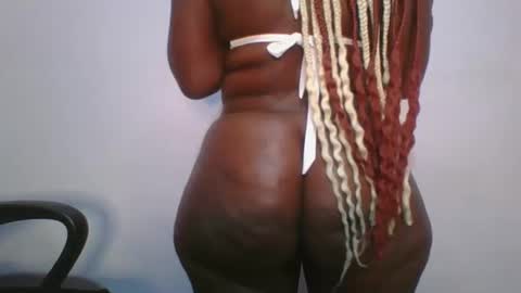 honey_beb online show from October 2025 05:44:02 PM