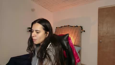   online show from September 2025 02:06:02 PM