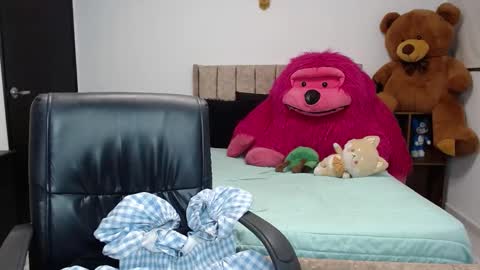 honey_hypnotic online show from January 2025 04:35:01 PM