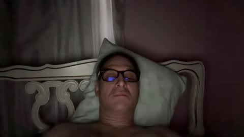 honey_man14 online show from February 2025 08:45:01 PM