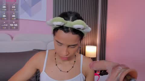 honey_sofii_ online show from October 2025 11:39:01 AM