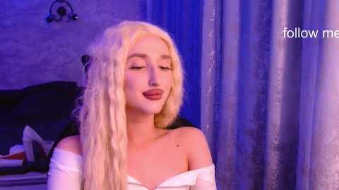 Snapshot of honey_sunset chatting on November 2025 07:23:02 PM honey_sunset online show from November 2025 07:23:02 PM