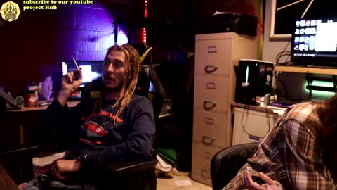 Snapshot of honeyand_thebear chatting on December 2024 04:25:01 AM Honey and Bear online show from December 2024 04:25:01 AM