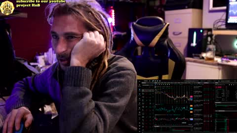 Snapshot of honeyand_thebear chatting on December 2024 01:22:01 PM Honey and Bear online show from December 2024 01:22:01 PM