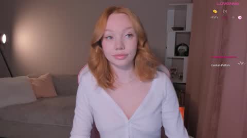 Snapshot of honeyautumn chatting on October 2025 10:31:01 PM honeyautumn online show from October 2025 10:31:01 PM