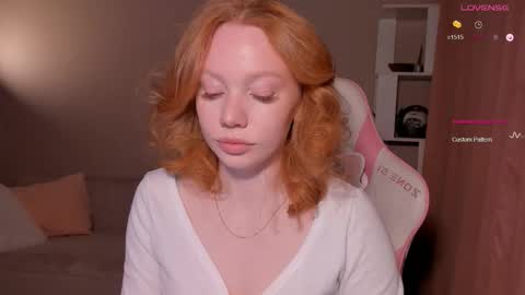 Snapshot of honeyautumn chatting on November 2025 10:54:01 PM honeyautumn online show from November 2025 10:54:01 PM