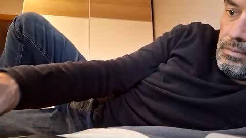 Snapshot of honeydaddyforyou chatting on November 2025 04:40:02 PM honeydaddyforyou online show from November 2025 04:40:02 PM