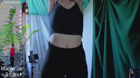 Molly  online show from October 2025 07:51:01 AM