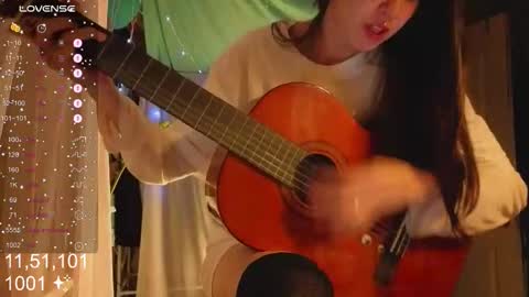 Molly  online show from October 2025 04:00:01 PM