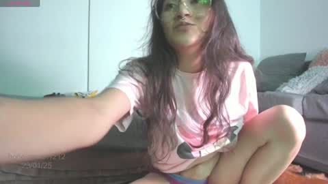 Snapshot of honeymoon1212 chatting on January 2025 04:52:01 AM Mila K online show from January 2025 04:52:01 AM