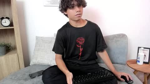 honeymoon_sariel online show from October 2025 07:57:02 PM