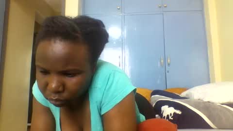 Snapshot of honeymuny chatting on November 2025 08:39:02 AM Honeymuny online show from November 2025 08:39:02 AM