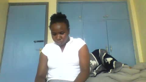 Snapshot of honeymuny chatting on November 2025 12:25:01 PM Honeymuny online show from November 2025 12:25:01 PM