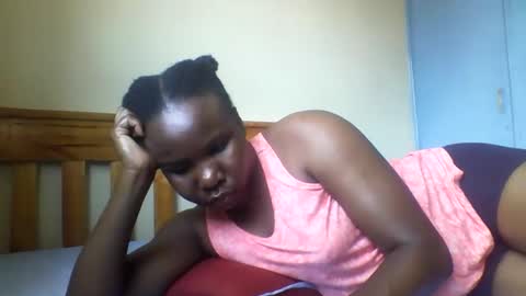 Snapshot of honeymuny chatting on November 2025 07:08:01 AM Honeymuny online show from November 2025 07:08:01 AM