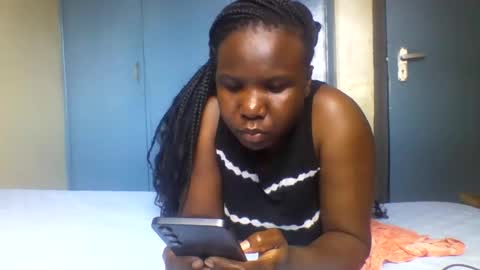 Snapshot of honeymuny chatting on December 2025 09:04:02 AM Honeymuny online show from December 2025 09:04:02 AM