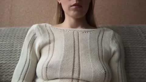 honeynymph online show from February 2025 02:26:01 PM