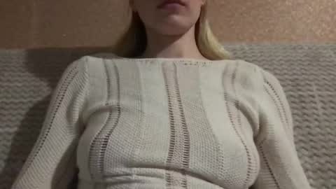 honeynymph online show from February 2025 05:32:02 PM