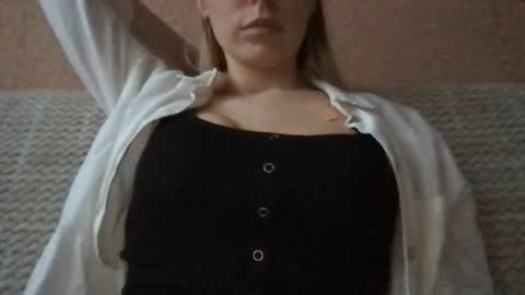 honeynymph online show from February 2025 03:09:01 PM