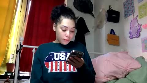 Snapshot of honeyruby chatting on October 2025 12:59:02 PM Ruby Sparks online show from October 2025 12:59:02 PM