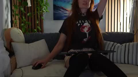 Noelle online show from October 2025 03:28:01 AM